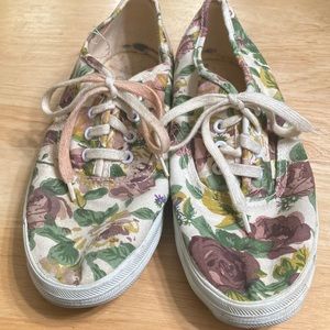 Multiple colored Flowered Tennis shoes size 6